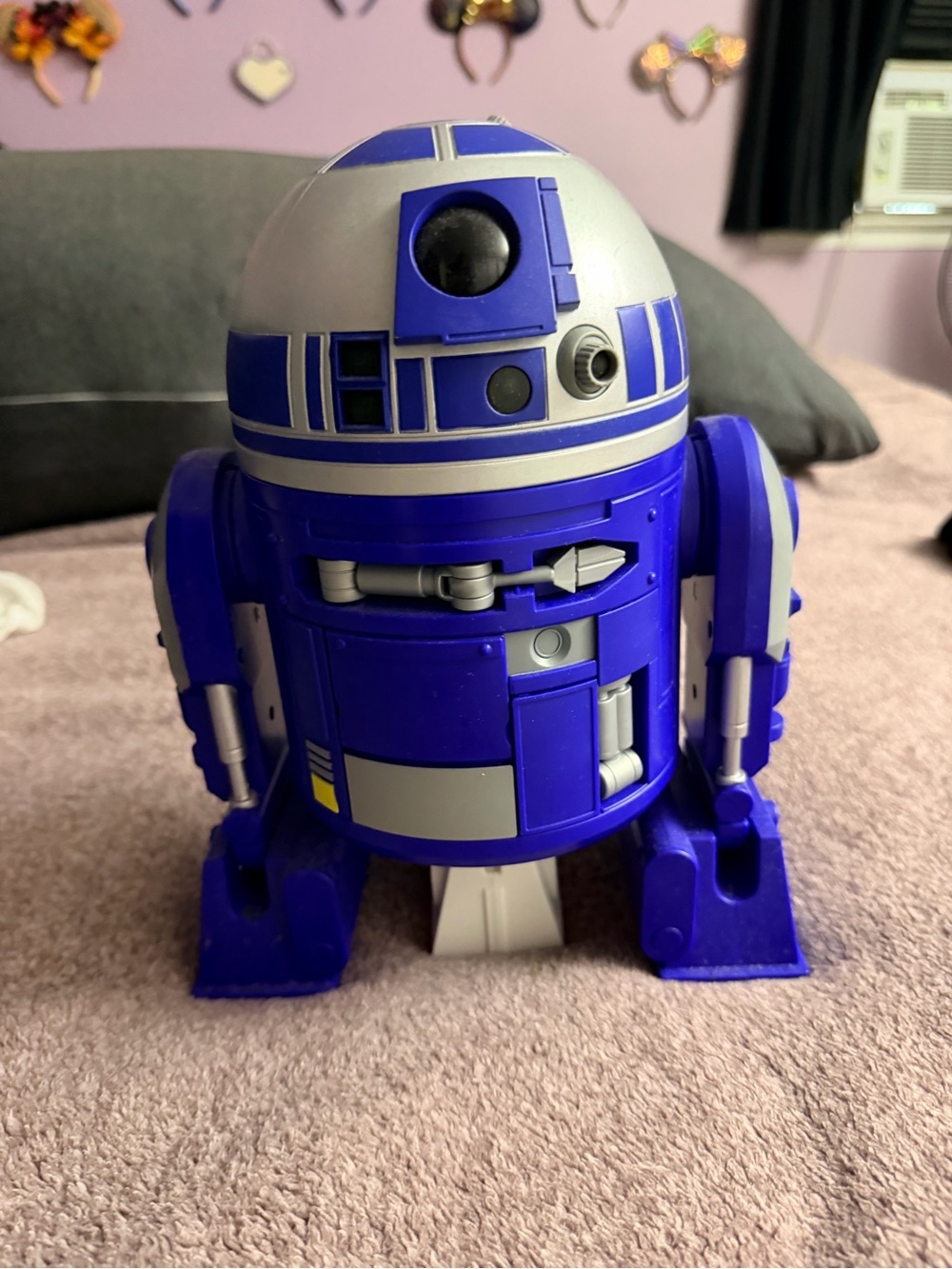 Star Wars Blue and Silver R2-Style Droid Figure